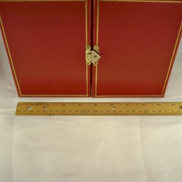 Jewelry Red Ring Box - Picture 6 of 7